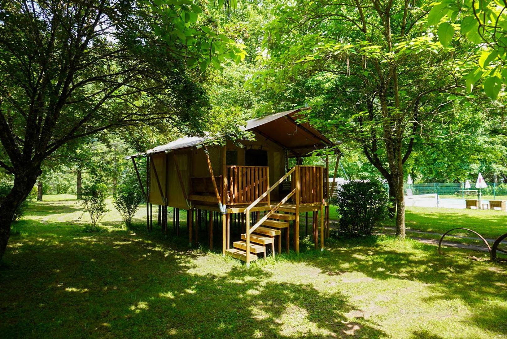 Camping Pittoresque Saint-Parthem Cameră foto
