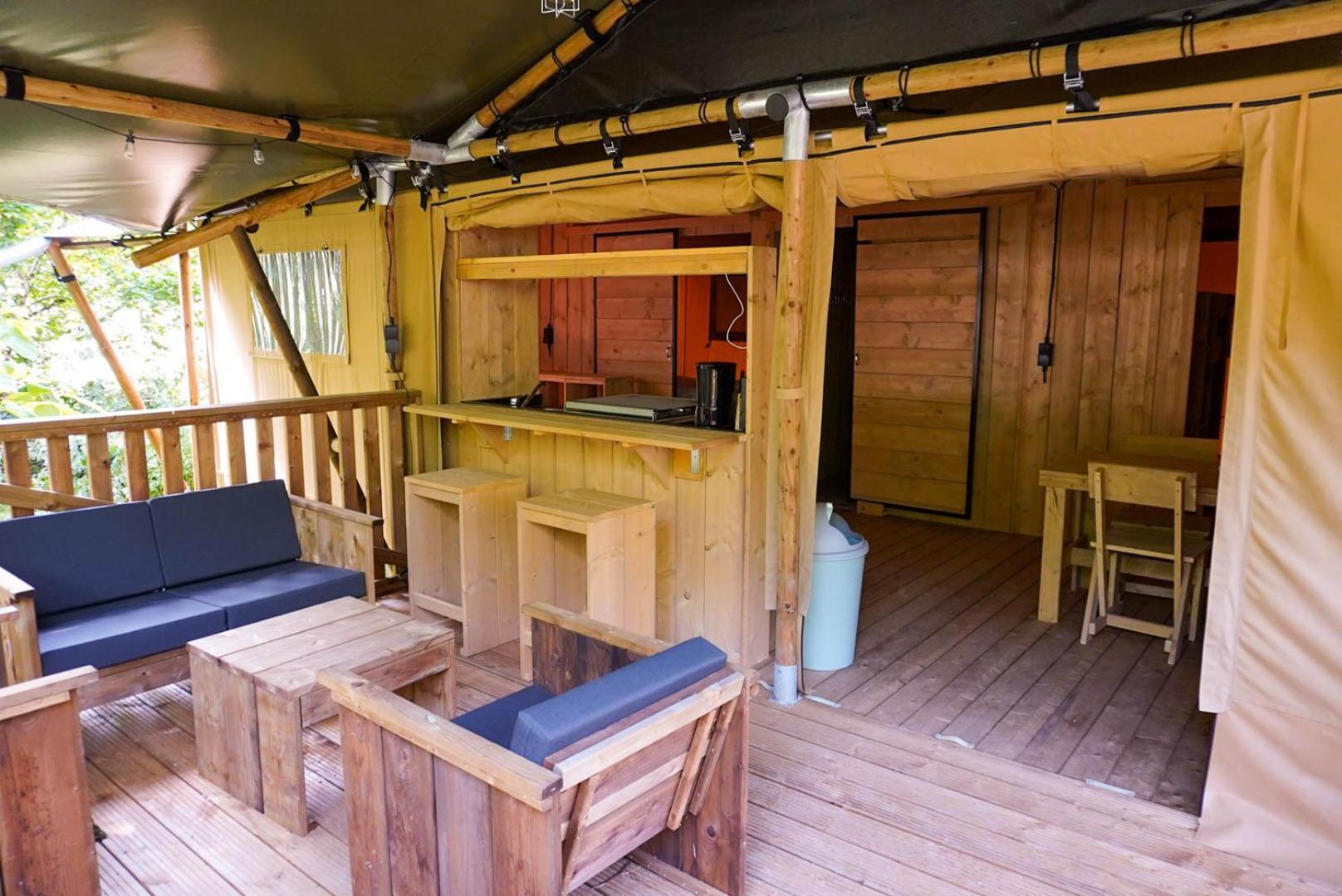 Camping Pittoresque Saint-Parthem Cameră foto