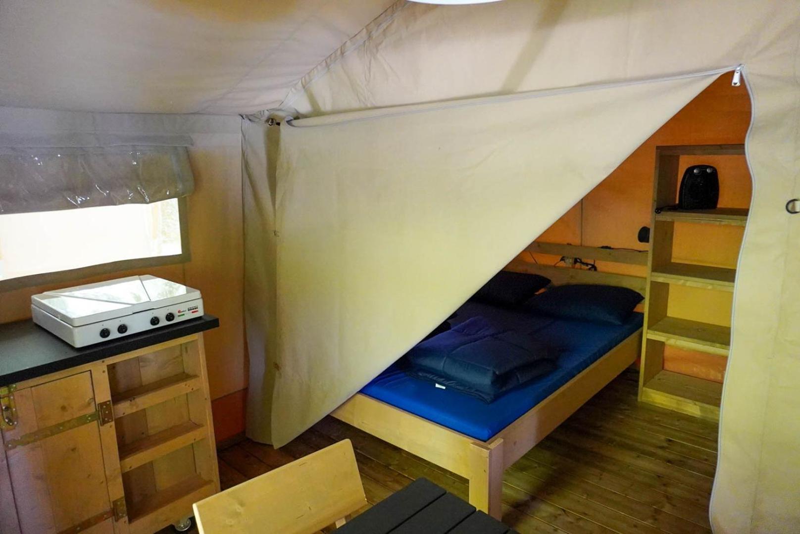 Camping Pittoresque Saint-Parthem Cameră foto