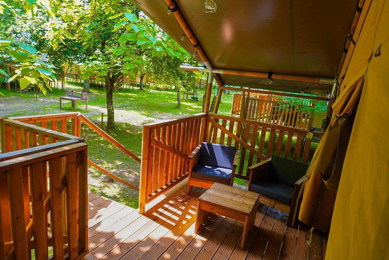 Camping Pittoresque Saint-Parthem Cameră foto