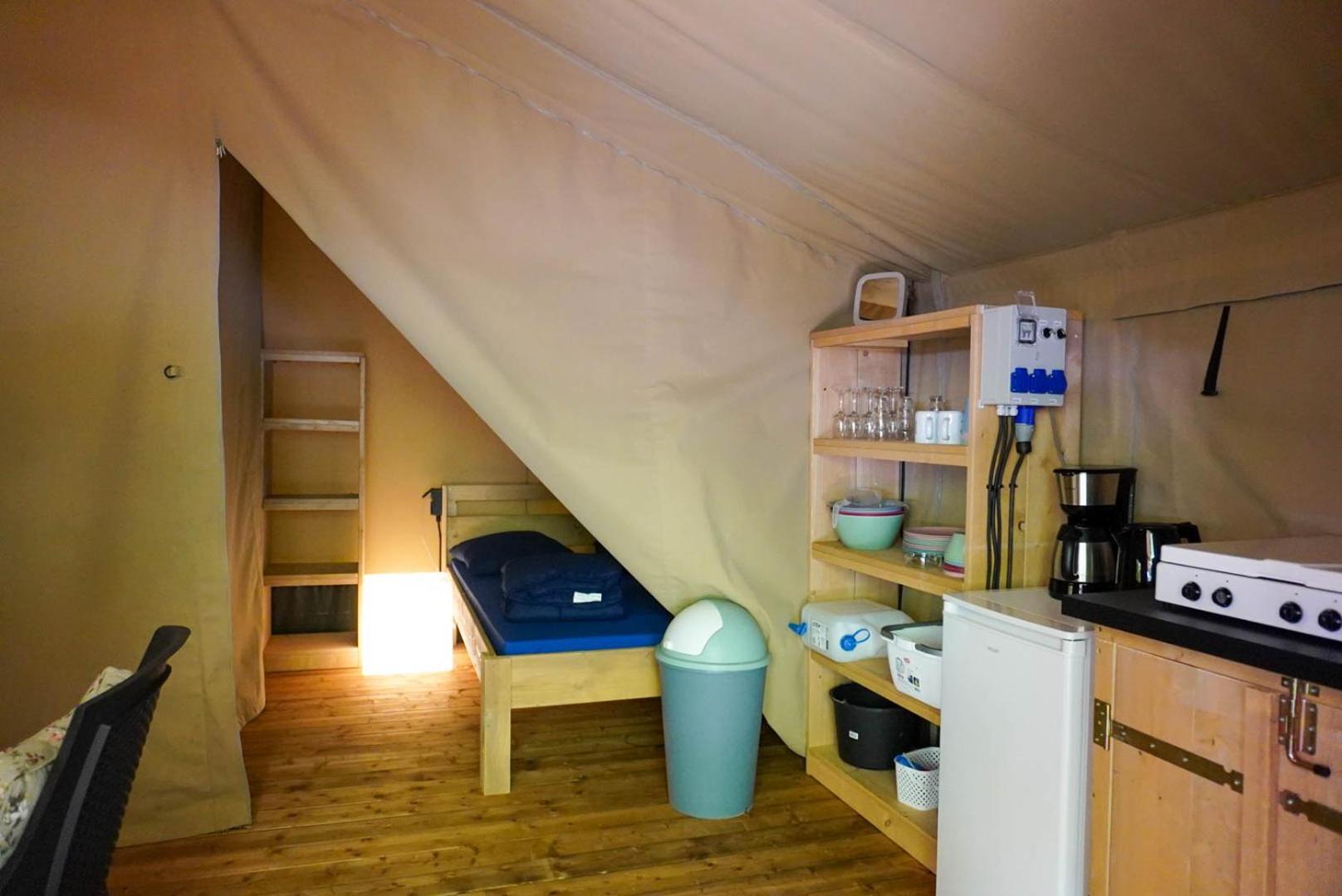 Camping Pittoresque Saint-Parthem Cameră foto