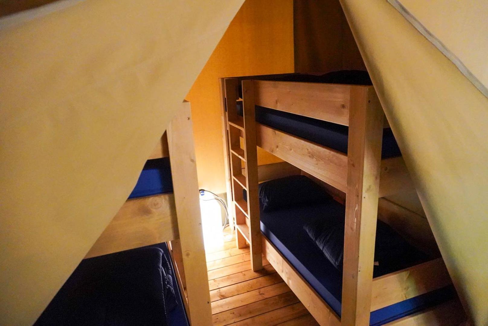 Camping Pittoresque Saint-Parthem Cameră foto